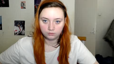 Snapshot of lily_shamy chatting on 01-10-25, 08:04 Alice online show from 01-10-25, 08:04