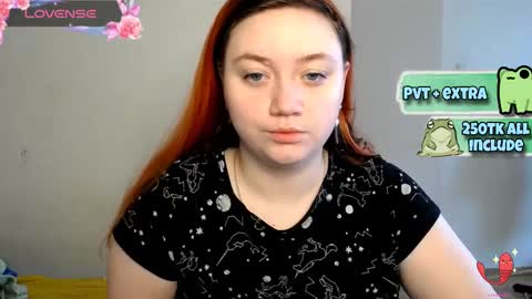 Snapshot of lily_shamy chatting on 03-03-25, 09:00 Alice online show from 03-03-25, 09:00