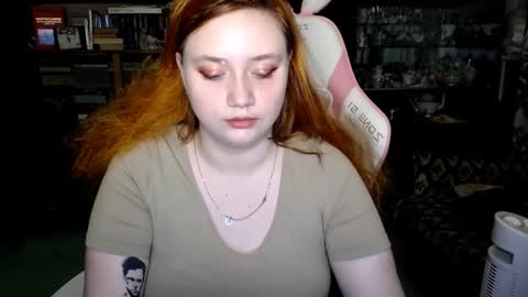 Snapshot of lily_shamy chatting on 10-02-25, 04:03 Alice online show from 10-02-25, 04:03