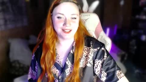 Snapshot of lily_shamy chatting on 11-11-25, 05:46 Alice online show from 11-11-25, 05:46
