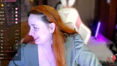 Snapshot of lily_shamy chatting on 12-03-25, 07:01 Alice online show from 12-03-25, 07:01