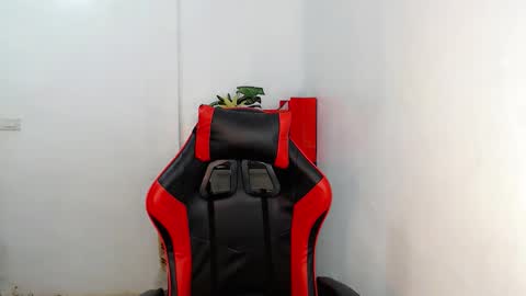 Snapshot of lily_summer23 chatting on 11-04-25, 03:49 Youre pleasure Lily online show from 11-04-25, 03:49