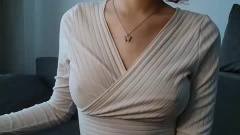 small lily online show from 04-24-26, 02:30