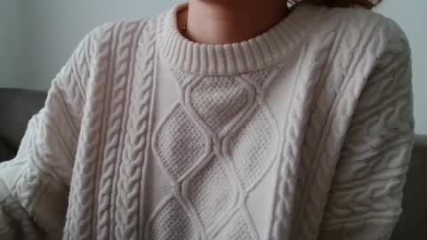 small lily online show from 04-28-26, 02:22