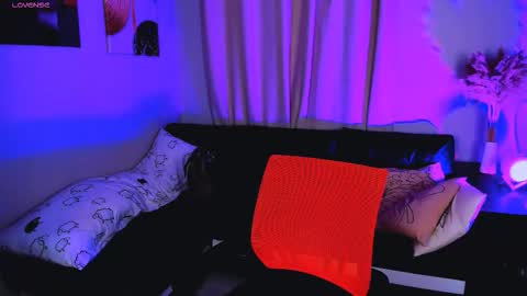 LILY online show from 09-23-25, 08:39