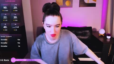 Snapshot of lily_xbaby chatting on 06-07-26, 06:44 LILY online show from 06-07-26, 06:44