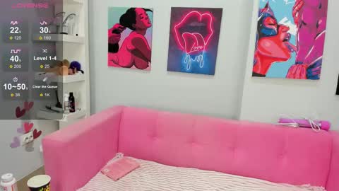 Lily online show from 09-21-25, 06:04