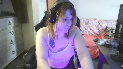 Snapshot of lilybvixen chatting on 02-10-26, 03:16 lilybvixen online show from 02-10-26, 03:16