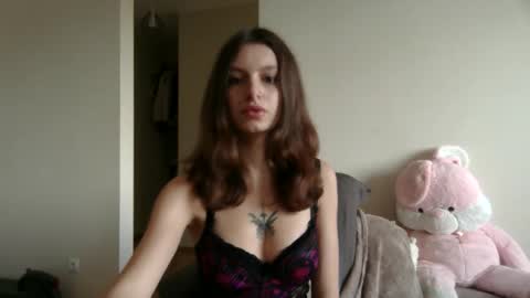 Snapshot of lilycandy_ chatting on 10-20-25, 10:05 lilycandy_ online show from 10-20-25, 10:05