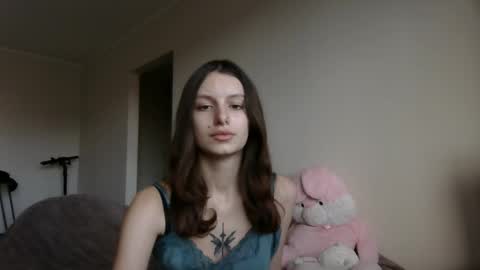 Snapshot of lilycandy_ chatting on 10-21-25, 10:38 lilycandy_ online show from 10-21-25, 10:38