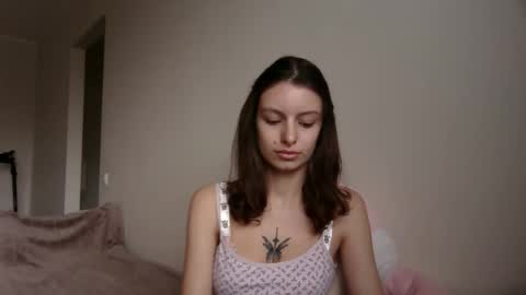 Snapshot of lilycandy_ chatting on 11-11-25, 09:42 lilycandy_ online show from 11-11-25, 09:42