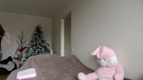 Snapshot of lilycandy_ chatting on 11-17-25, 08:53 lilycandy_ online show from 11-17-25, 08:53