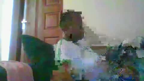 lilycute19 online show from 04-24-26, 11:45