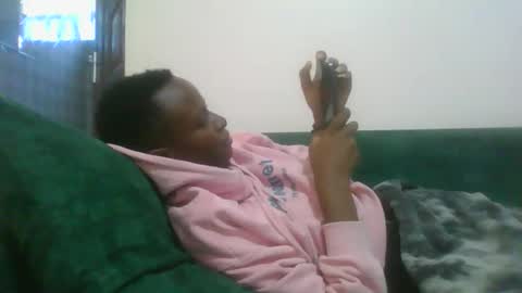 lilycute19 online show from 04-25-26, 07:00