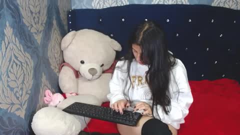 Lily online show from 03-09-25, 03:11