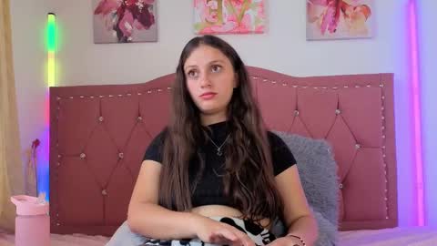 Lily online show from 09-20-25, 05:36