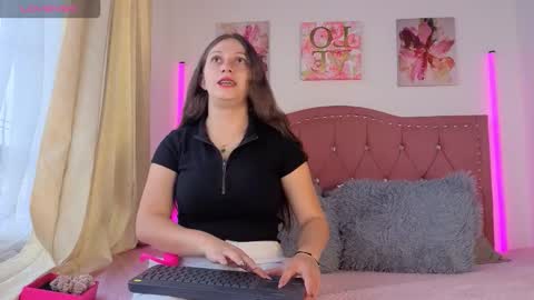 Lily online show from 10-06-25, 12:46