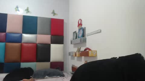 lilyjamesx online show from 01-14-25, 09:20