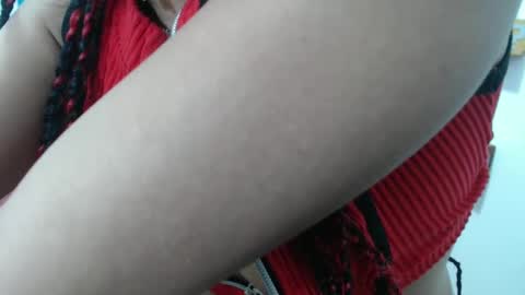 lilyjamesx online show from 02-10-25, 08:00