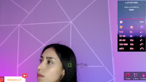 Snapshot of lilylouisee_ chatting on 06-12-26, 01:37 Liliana louise online show from 06-12-26, 01:37