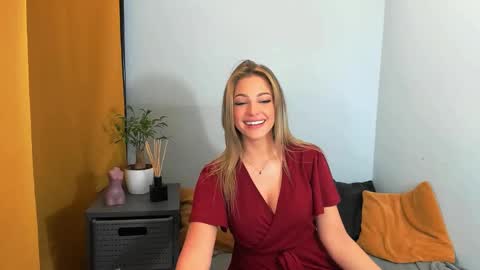 Lily online show from 02-01-25, 12:47