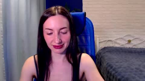 Lily online show from 04-17-26, 08:17