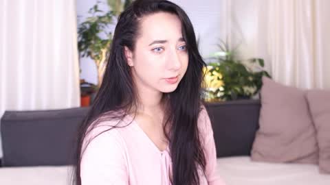 Snapshot of lilyminx chatting on 11-02-25, 03:53 -- My Wishlist online show from 11-02-25, 03:53