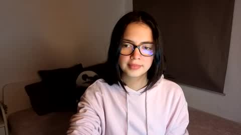 Snapshot of lilypanda chatting on 11-05-25, 09:20 LillyPanda online show from 11-05-25, 09:20