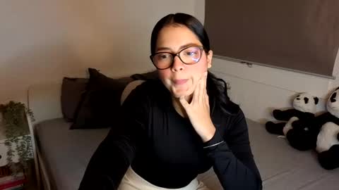 Snapshot of lilypanda chatting on 11-07-25, 08:42 LillyPanda online show from 11-07-25, 08:42