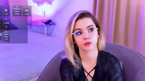 Rose online show from 11-19-25, 05:51