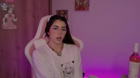 Snapshot of lilyrouse_ chatting on 05-14-26, 03:35 lily help me to collect more cosplay online show from 05-14-26, 03:35