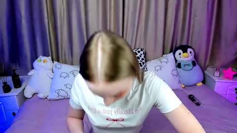 Lilian online show from 02-25-25, 03:31