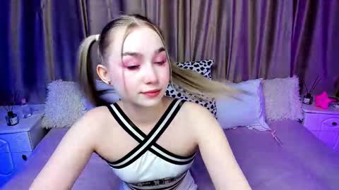 Lilian online show from 11-27-25, 05:20