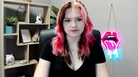 Lily online show from 06-09-26, 06:58