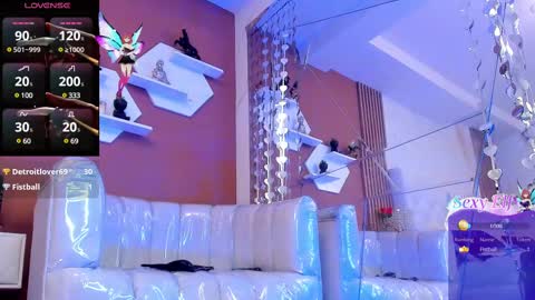 Lilly online show from 02-18-25, 03:10