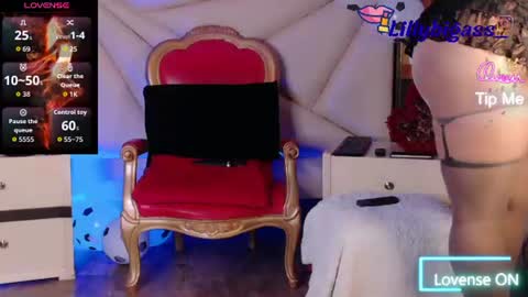 Lilly online show from 06-12-26, 11:53