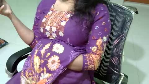 limaakter246618 online show from 01-13-25, 02:32