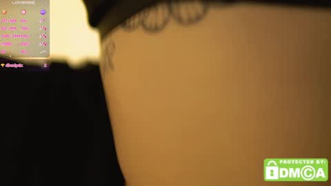 Snapshot of lin_kun chatting on 01-14-25, 02:22 Lin Use menu to play with me online show from 01-14-25, 02:22