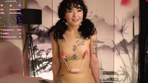 Snapshot of lin_kun chatting on 03-01-25, 05:16 Lin Use menu to play with me online show from 03-01-25, 05:16