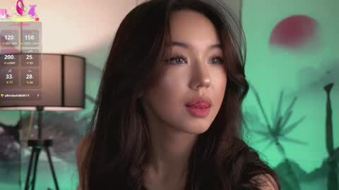 Snapshot of lin_kun chatting on 11-04-25, 12:10 Lin Use menu to play with me online show from 11-04-25, 12:10