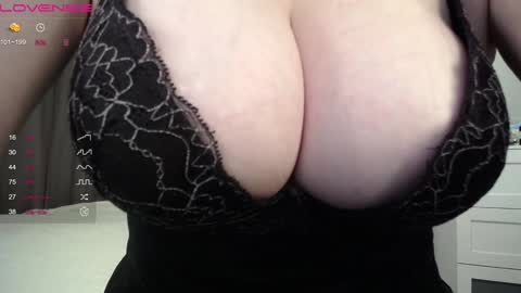 Lina online show from 12-08-24, 05:50