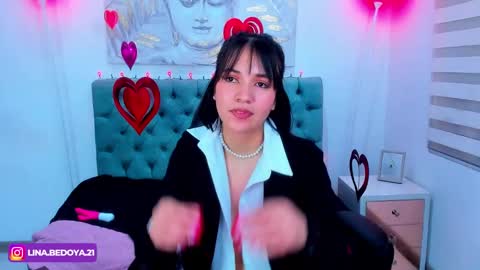  Lina Bedoya  online show from 02-12-25, 05:58