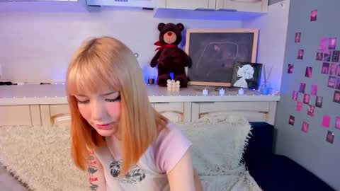 Snapshot of lina_blueeyed chatting on 01-31-25, 06:35 Lina blueeyed    GMT3 1100-1700 Mon Wed Thu Sat Sun online show from 01-31-25, 06:35