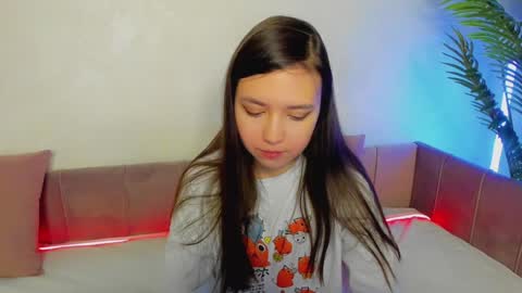 Snapshot of lina_brownie chatting on 01-07-25, 02:42 Lina online show from 01-07-25, 02:42