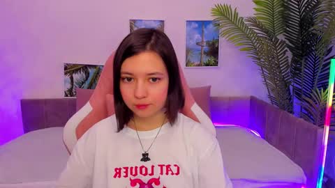 Snapshot of lina_brownie chatting on 02-19-25, 01:51 Lina online show from 02-19-25, 01:51