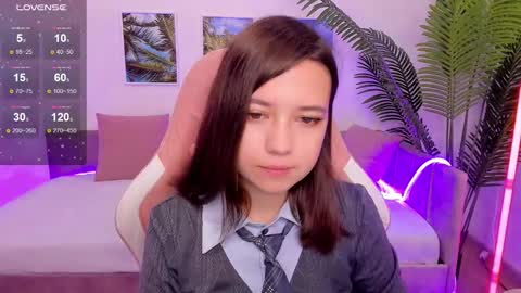Snapshot of lina_brownie chatting on 09-26-25, 02:26 Lina online show from 09-26-25, 02:26