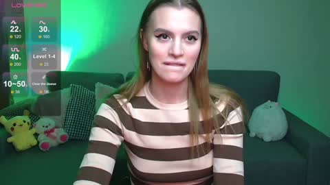 lina_bush online show from 12-18-24, 09:08