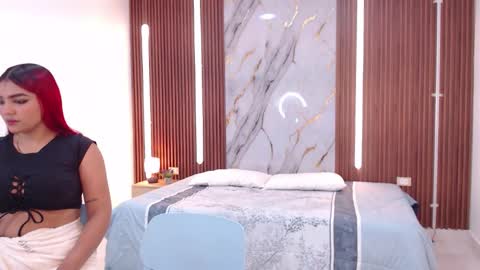 Lina online show from 09-24-25, 12:52