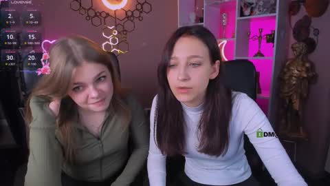 Snapshot of lina_fox12 chatting on 10-08-25, 07:44 lina_fox12 online show from 10-08-25, 07:44