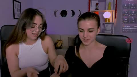 Snapshot of lina_fox12 chatting on 05-11-26, 04:04 lina_fox12 online show from 05-11-26, 04:04